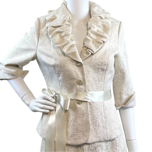 Victor Costa Jacket Skirt 2 Pc Set MOB Church Suit Cream-Ivory Shimmer Size 8 - Picture 3 of 11